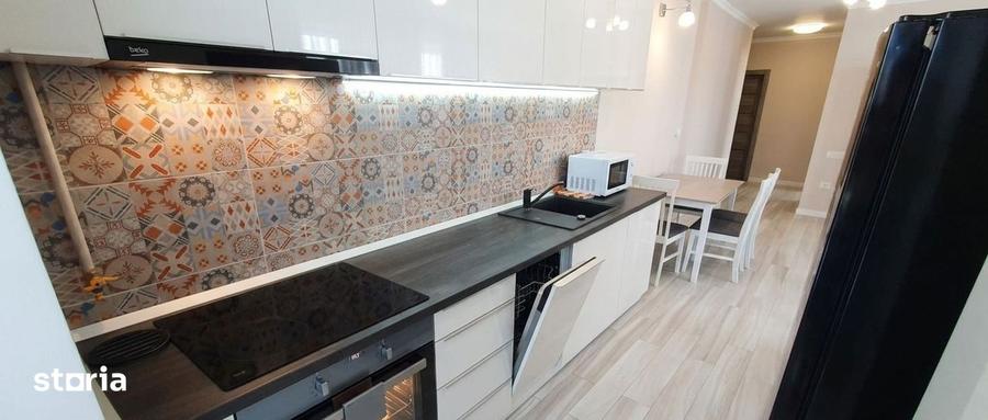 Apartament cu 3 camere, mobilat în City Park Mall