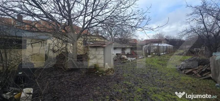 Teren intravilan 1.869 mp, front 80 metri, zona Carcea - St - 5