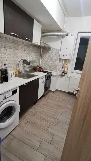 Apartament cu 2 camere decomandat, mobilat în Păcii