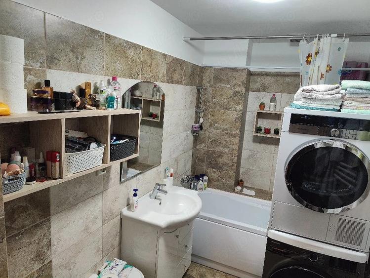 Apartament cu 2 camere decomandat în Bucium