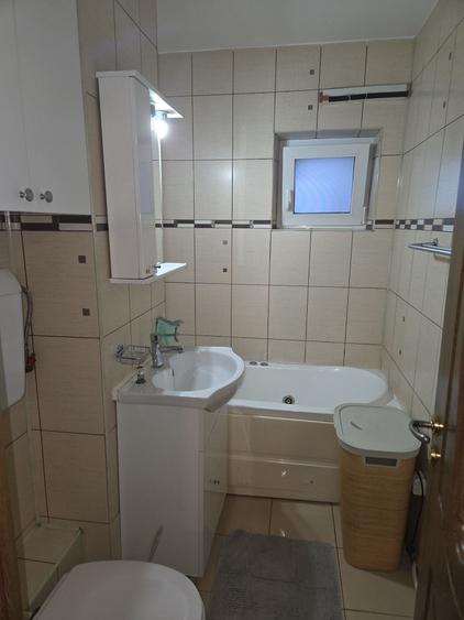 Apartament cu 2 camere semidecomandat în Exterior Vest