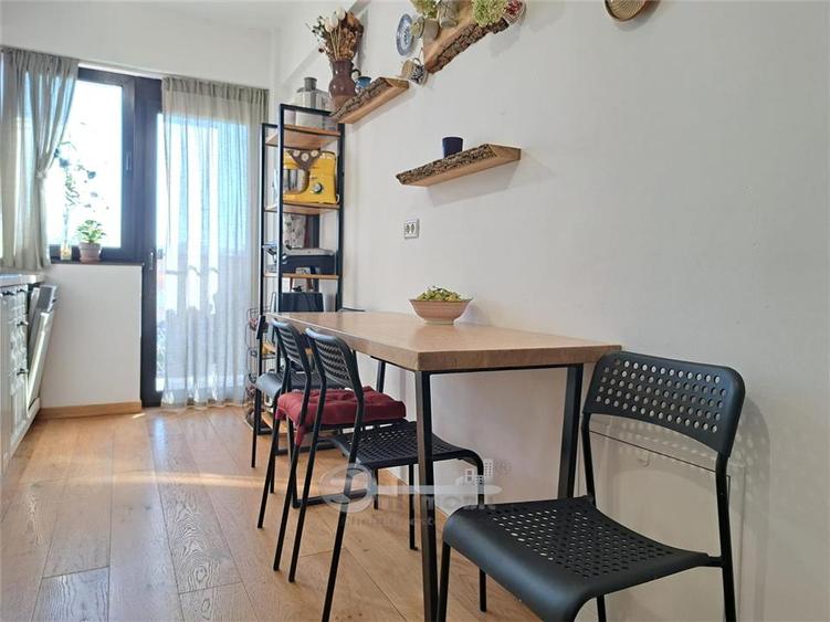 Apartament cu 3 camere decomandat, mobilat în Galata