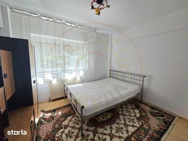 Apartament cu 4 camere decomandat în Micro 16