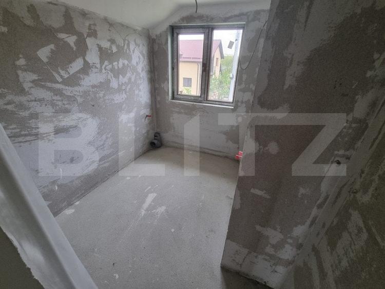 Casă individuală cu 4 camere cu Canalizare în Jucu de Mijloc