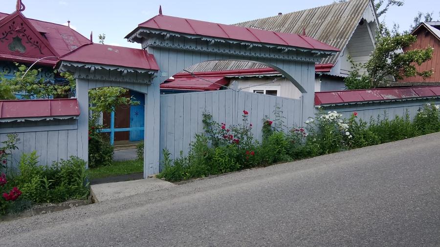 Casă individuală cu 5 camere cu Teren 2700 Mp în Ghindăoani