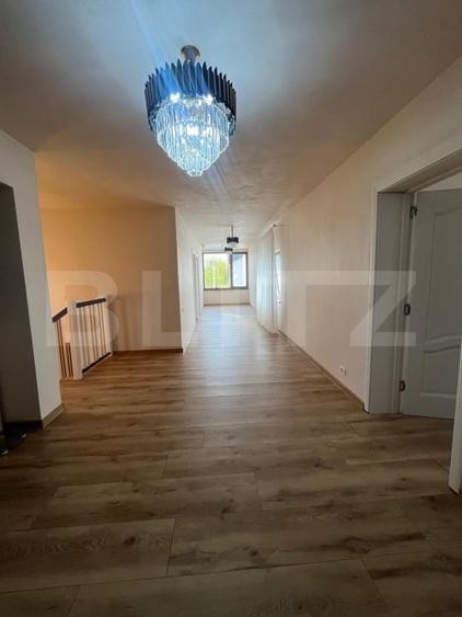 Casă individuală cu 4 camere cu Teren 800 Mp în Primăverii