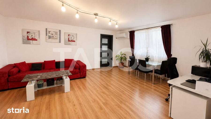 Apartament cu 3 camere decomandat în Central