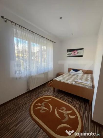 Casă cu 5 camere cu Teren 4400 Mp în Central