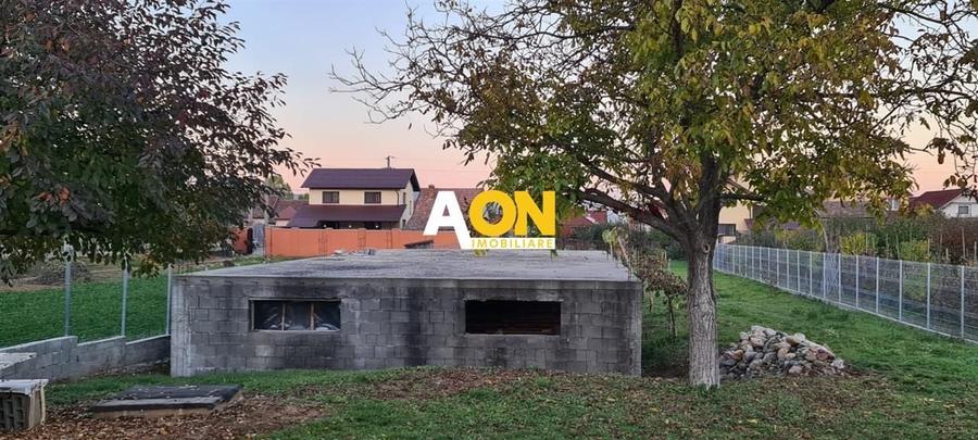 Teren Construcții intravilan de 1220 mp, în Micești