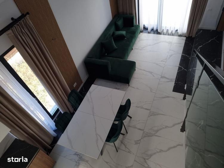 Casă cu 4 camere cu Teren 300 Mp în Central