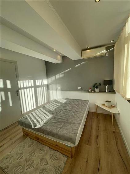 Apartament cu 3 camere semidecomandat în Foișorul de Foc