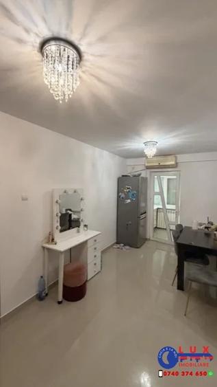 Apartament cu 2 camere decomandat în C5