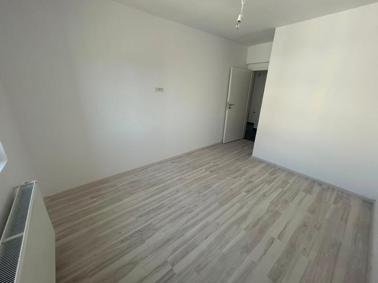 Apartament cu 2 camere decomandat în Berceni