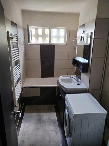 Apartament cu 3 camere decomandat în Cetății