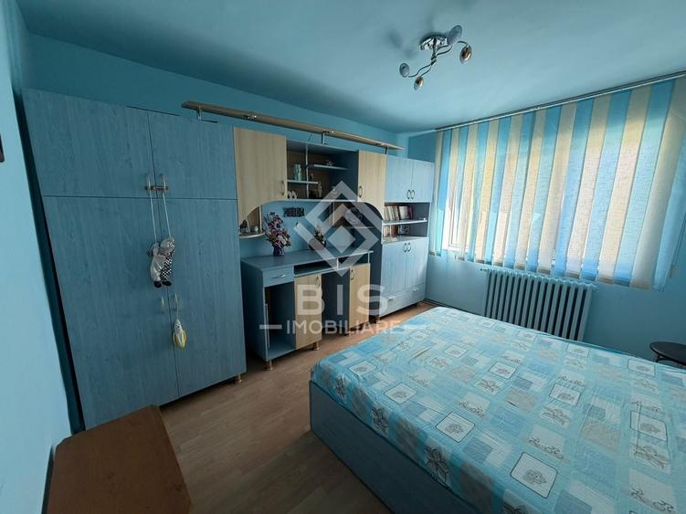 Apartament cu 2 camere semidecomandat în Nord-Est