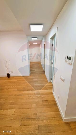 Apartament cu 4 camere decomandat în Centrul Civic