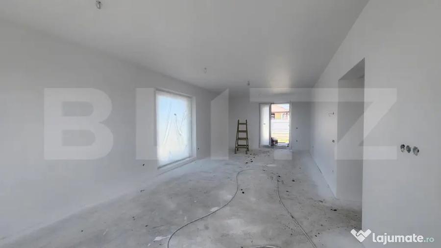 Casă cu 4 camere cu Teren 530 Mp în Nazna