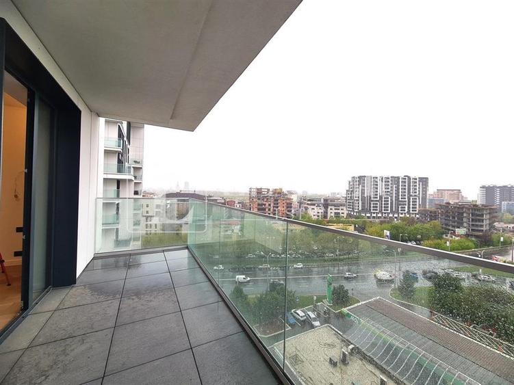 Apartament cu 3 camere semidecomandat, mobilat în Herăstrău