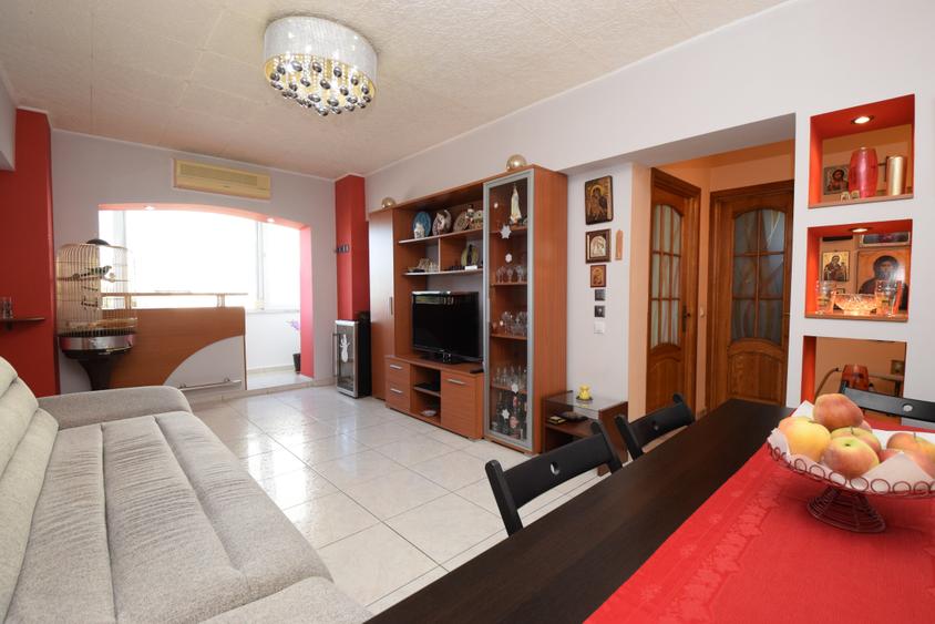 Apartament cu 3 camere semidecomandat în Nicolae Grigorescu