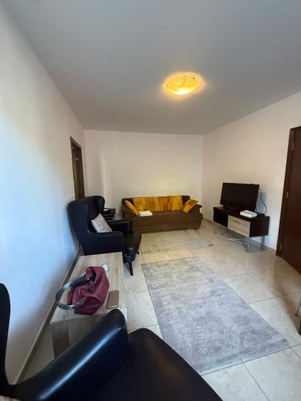 Apartament cu 2 camere decomandat, mobilat în Grivița