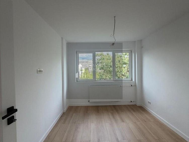 Apartament cu 2 camere semidecomandat în Baba Novac