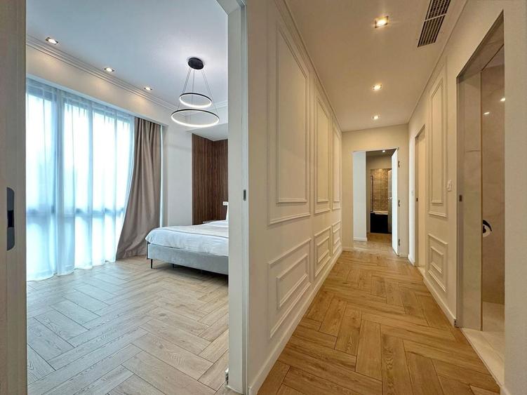 Apartament cu 3 camere decomandat, mobilat în Central