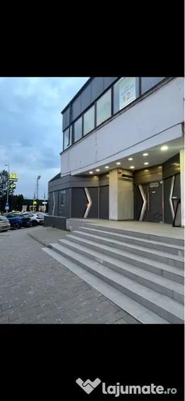 Spațiu comercial, de 210 mp, în Exterior Vest