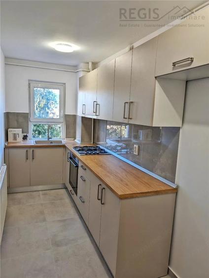 Apartament cu 2 camere semidecomandat în Centrul Civic