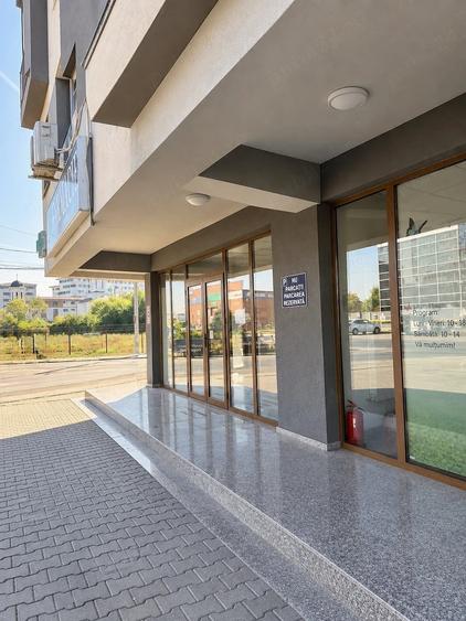 Spațiu comercial, de 110 mp, în Roșu