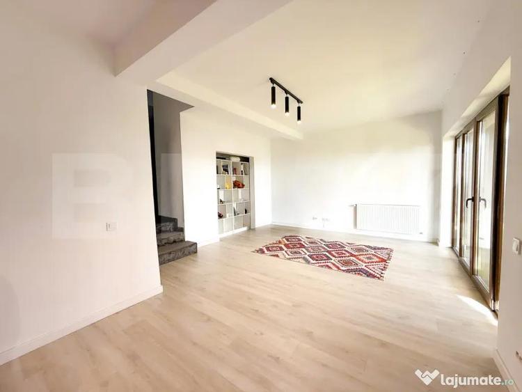 Casă cu 4 camere cu Teren 40 Mp în Central