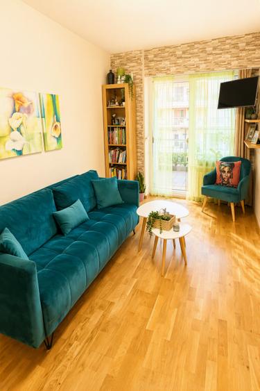 Apartament cu 4 camere decomandat, mobilat în Dristor