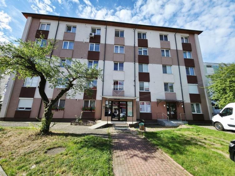 Apartament cu 2 camere decomandat, mobilat în Mărăței