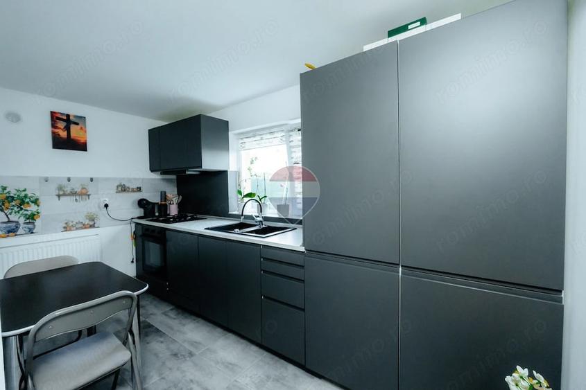 Casă cu Teren 1800 Mp în Udeni-Zăvoi
