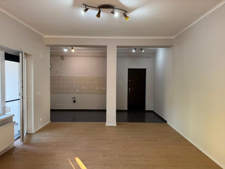 Apartament cu 3 camere decomandat în Giroc