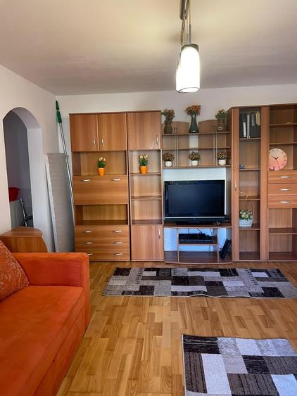 Apartament cu 2 camere în Aradului