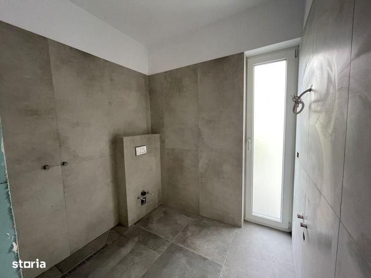 Casă cu 4 camere cu Teren 240 Mp în Ghiroda