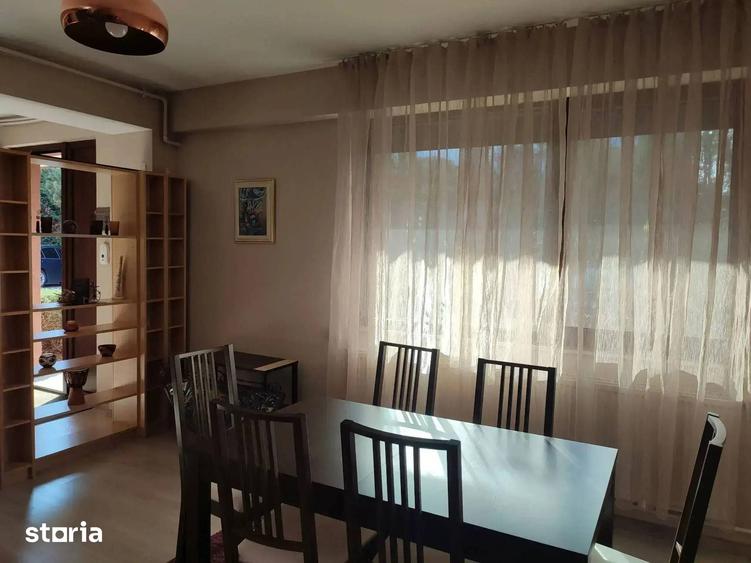 Apartament cu 4 camere în Central