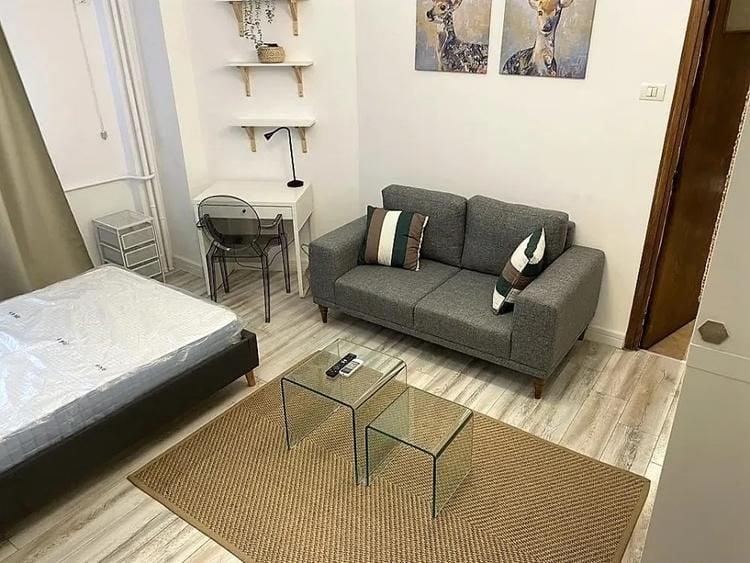 Garsonieră decomandată, mobilată în Unirii