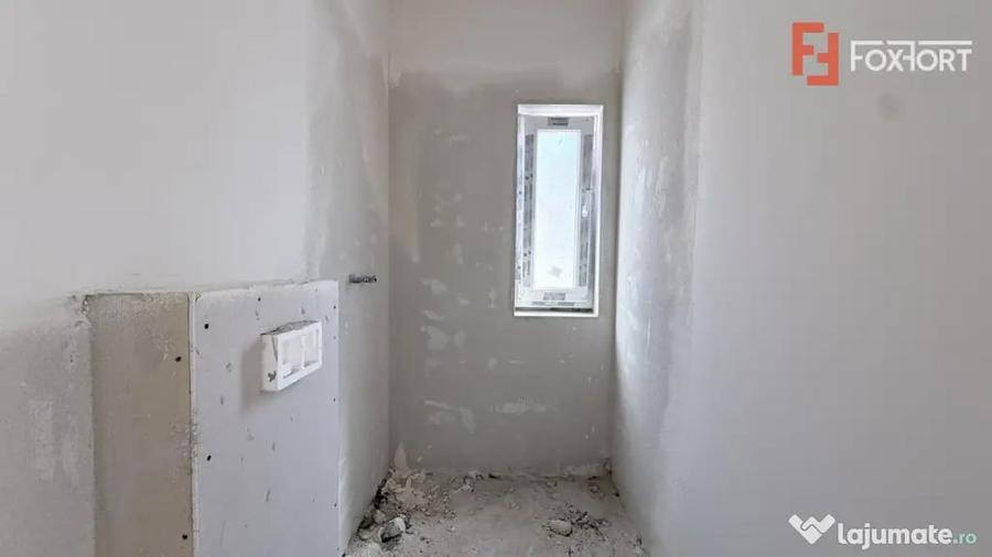 Casă cu 3 camere cu Teren 310 Mp în Moșnița Nouă