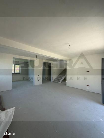 Casă cu 5 camere cu Teren 1000 Mp în Baciu