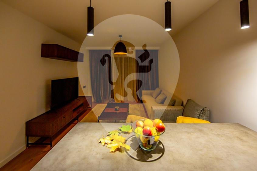 Apartament cu 3 camere decomandat, mobilat în Centrul Istoric