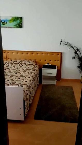 Apartament cu 2 camere semidecomandat în Sânpetru