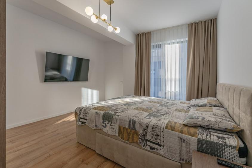 Apartament cu 2 camere decomandat, mobilat în Tractorul