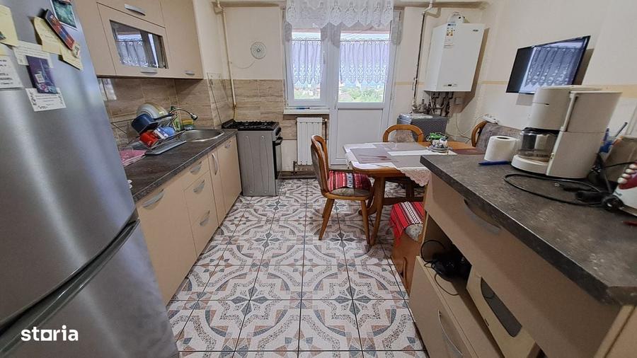 Garii / Zona Peny apartament 2 camere decomandat - 4