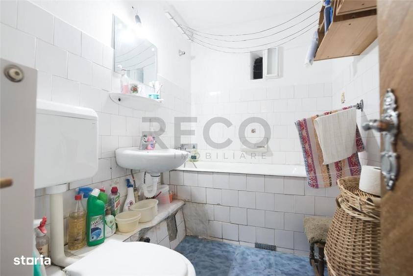 Apartament cu 3 camere decomandat în Salca