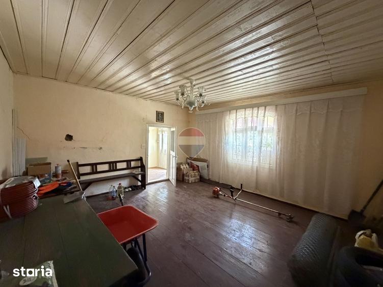 Casă cu 3 camere cu Teren 900 Mp în Soveja