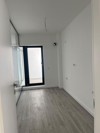 Apartament cu 2 camere decomandat în Baicului
