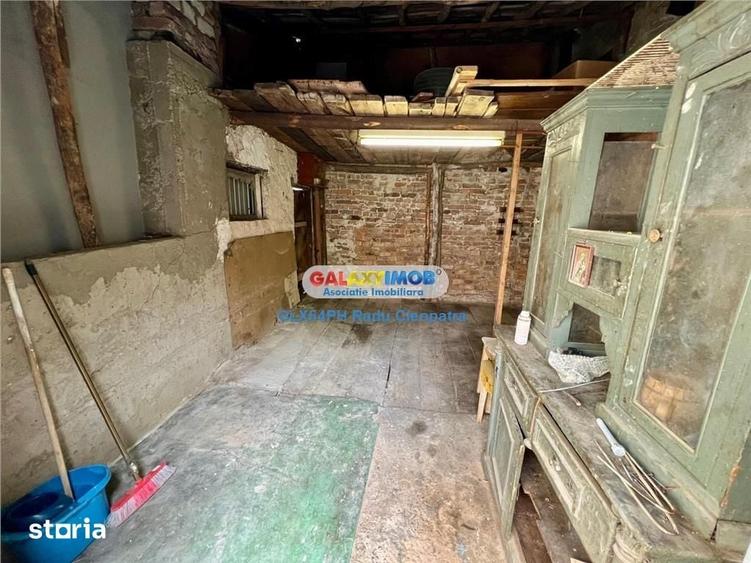Casă cu 2 camere decomandat cu Teren 150 Mp în Sud