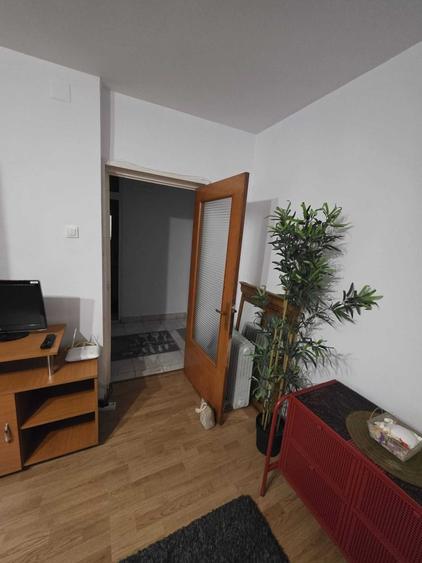Garsonieră decomandată în Panduri
