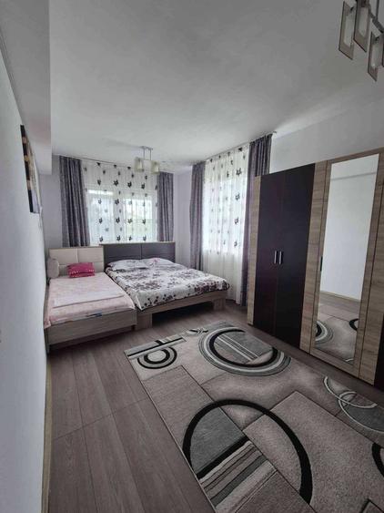 Apartament cu 2 camere în 1 Decembrie